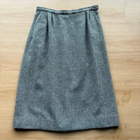 Vintage Pendleton 100% Virgin Wool Pencil Skirt Blazer Suit Set - Picture 10 of 15